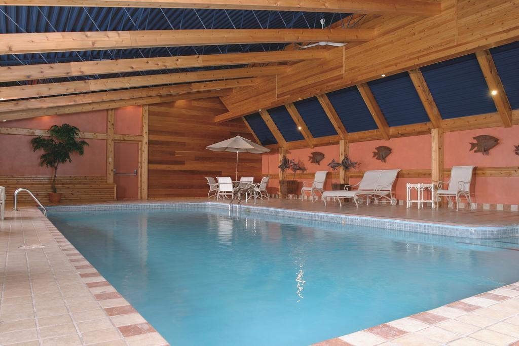 Relais & Chateaux Auberge La Pinsonniere 拉马巴耶 外观 照片