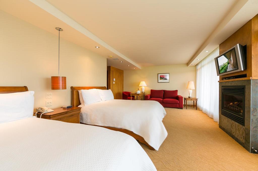 Relais & Chateaux Auberge La Pinsonniere 拉马巴耶 客房 照片