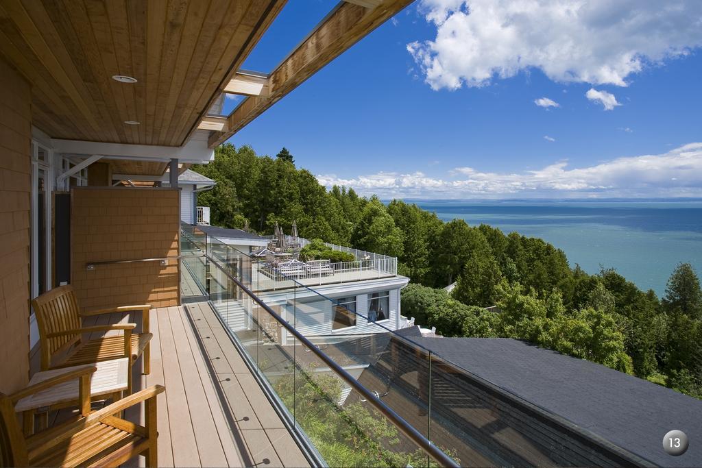 Relais & Chateaux Auberge La Pinsonniere 拉马巴耶 客房 照片