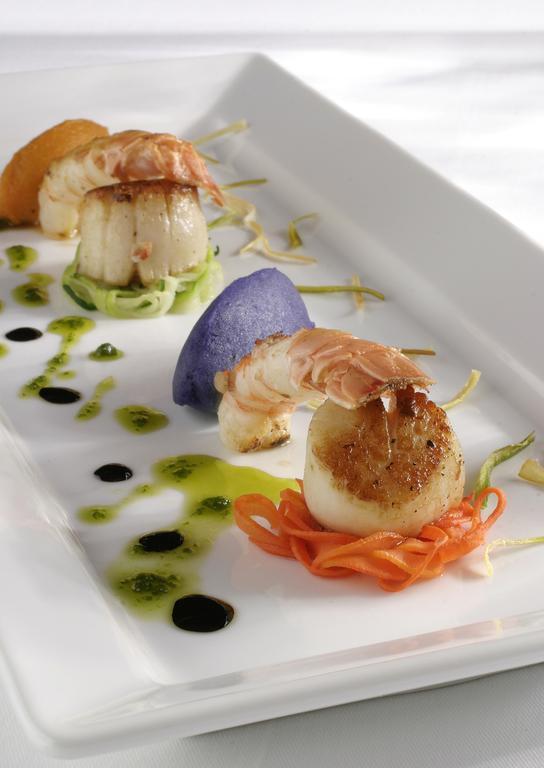 Relais & Chateaux Auberge La Pinsonniere 拉马巴耶 外观 照片